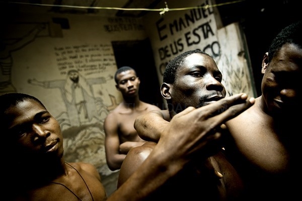 El periplo fotográfico de Martín Ruano por cárceles de América y África llega al Centro Leonés de Arte que gestiona el ILC