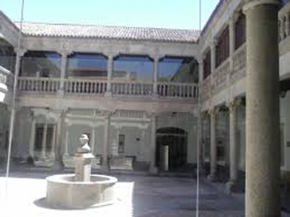 Palacio de Blasco Núñez Vela