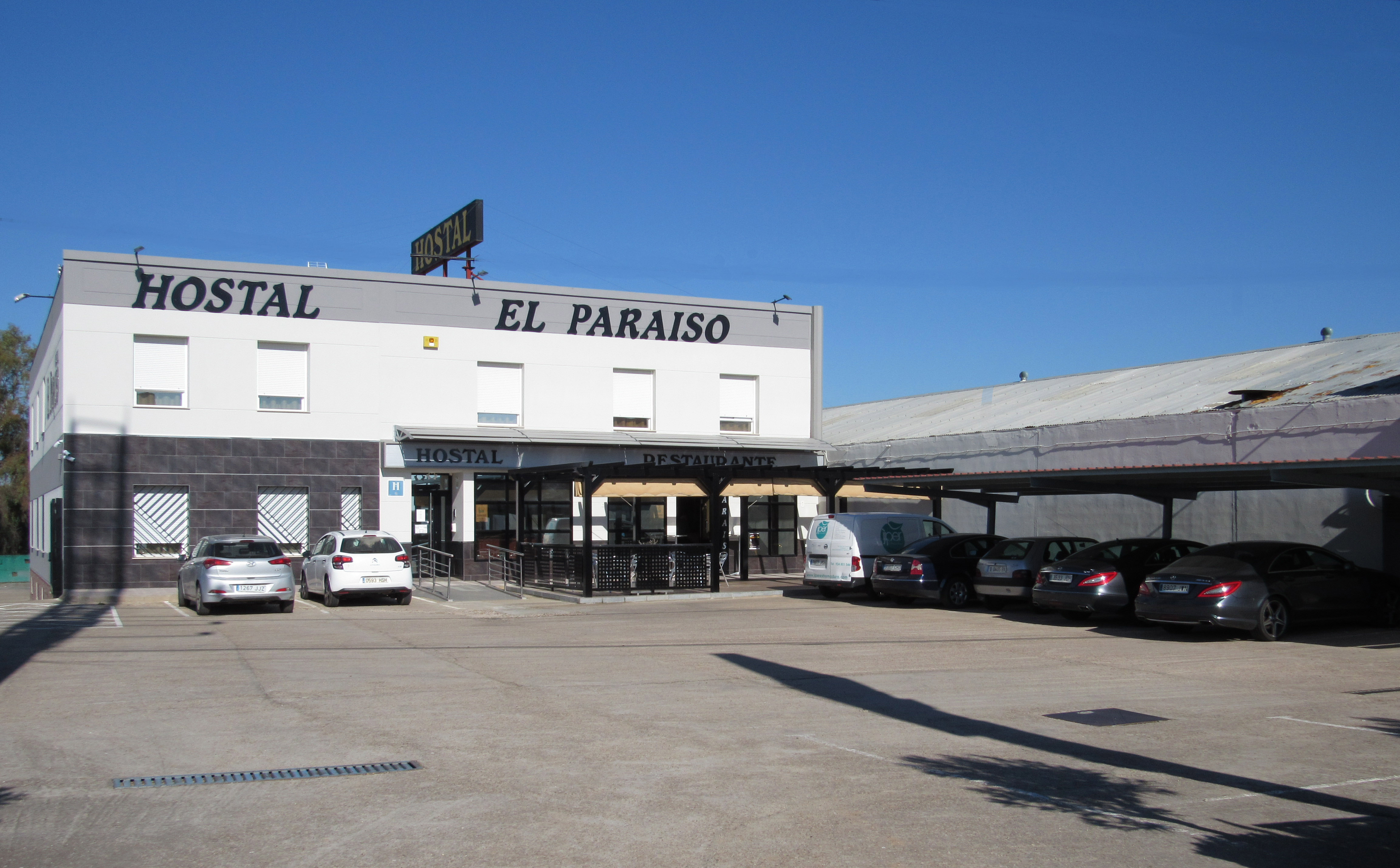 Hostal Restaurante El Paraíso - Hostales en Don Benito