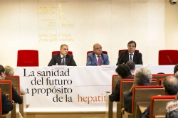 Fernández Vara manifiesta su preocupación por la sostenibilidad del sistema sanitario