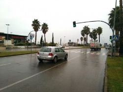 Regulación del tráfico por semáforos en la zona del parque comercial