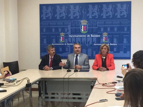 La Junta de Extremadura impulsará la Plataforma Logística con celeridad