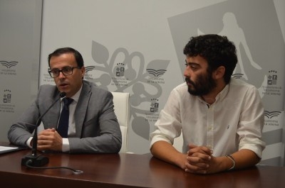 El Ayuntamiento concederá 30 becas de 1.000 euros cada una a alumnos universitarios o de ciclos formativos de grado superior.