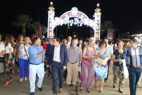 Miles de personas disfrutan de las fiestas patronales de Santiago y Santa Ana.