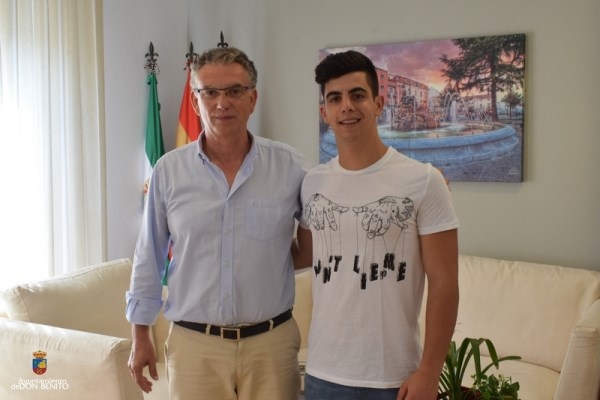 Recepción al deportista dombenitense Álvaro Díaz Martín-Romo