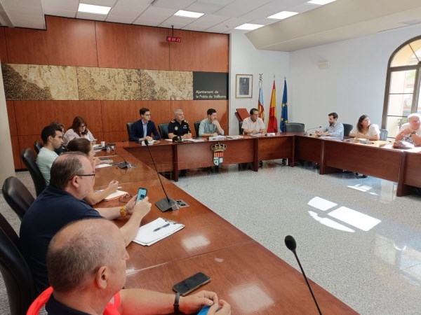 El Ayuntamiento de la Pobla de Vallbona mantiene una reunión de urgencia ante el riesgo de lluvias fuertes