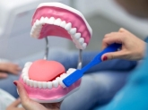 DENTISTA EN CORUÑA. IMPLANTES EN CORUÑA. CUBELA EN CORUÑA. CLÍNICA DENTAL EN CORUÑA. ODONTOLOGÍA COR