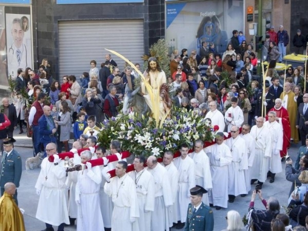 A Coruña se vuelca con la cultura y la tradición en una Semana Santa polifacética