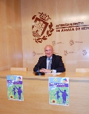 "Abierto para jugar en verano",