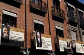 Los Cervantes en el balcón