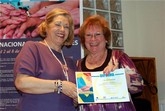Entrega diplomas de informática del proyecto "Mujeres dinámicas"