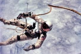 Isa Astronauta