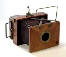 Exposición “175 años de la invención de la fotografía”